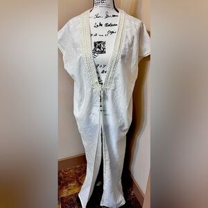 Swimsuit, cover-up, tie front, white long in excellent condition.